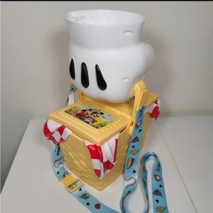 Limited Edition Toon Town Exclusive Perfect Picnic Bundle